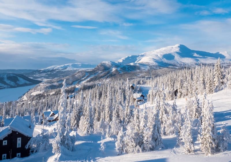 Åre Travel Guide — Scandinavia’s Coolest Luxury Ski Resort & Winter Escape